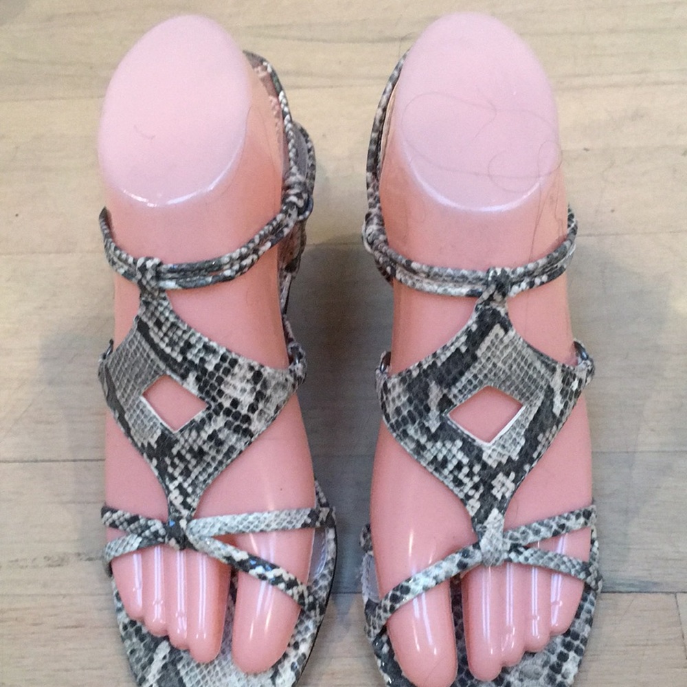 Snakeskin pythonLife Stride Cara sandals low heel sexy